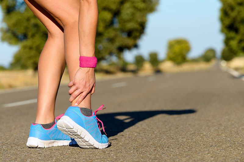 Cách đo kích thước bàn chân và chọn size giày chạy bộ | YouSport